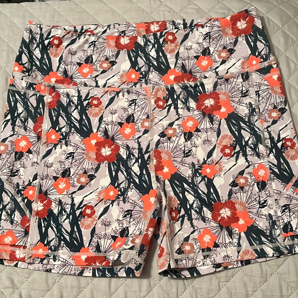 5” beautiful floral Senita shorts